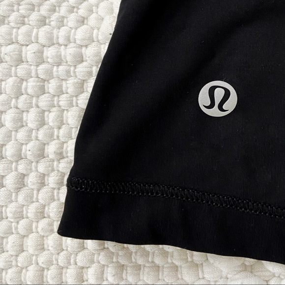 Lululemon Black Fast As Light 2-In-1 Tank - Picture 5 of 7